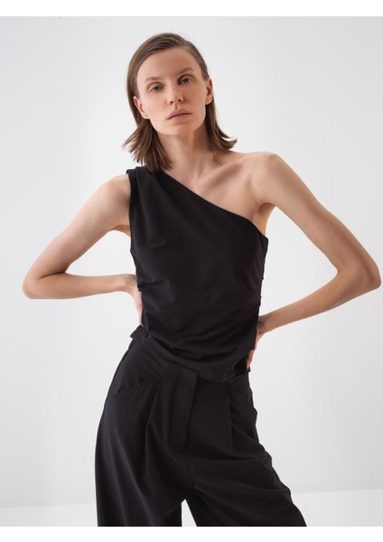 Kadın Siyah Regular Fit Bluz