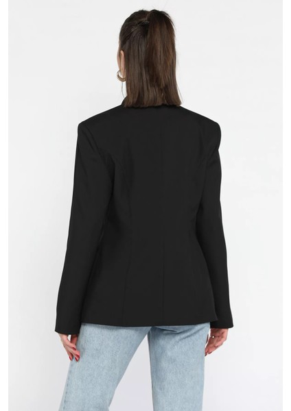 Kadın Düğme Detaylı Kruvaze Yaka Blazer Ceket P-00015646 modelleri