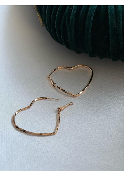 Rose Gold Kalp Formlu Klipsli Halka Küpe