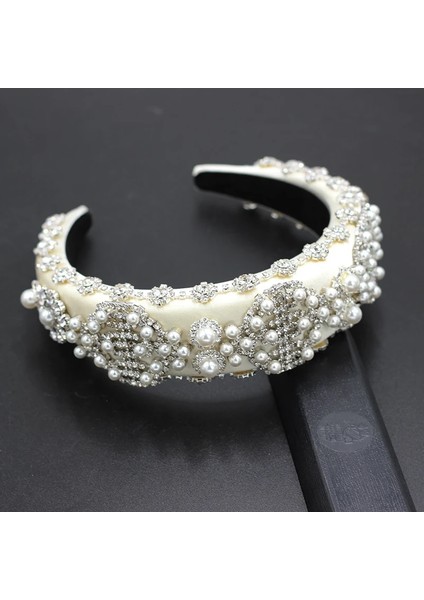 No.1 Boyutu Moda Lüks Elmas Taklidi Inci Kişilik Abartılı Kafa Bandı Sünger Top Güzel Bayanlara Odaklanmak Hediye Saç AKSESUARLARI746 (Yurt Dışından) fiyatları