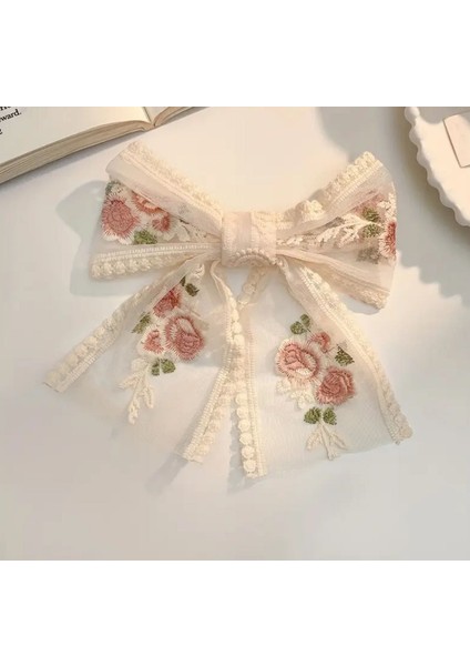 Fransız Nakışlı Çiçekler Fiyonk Toka