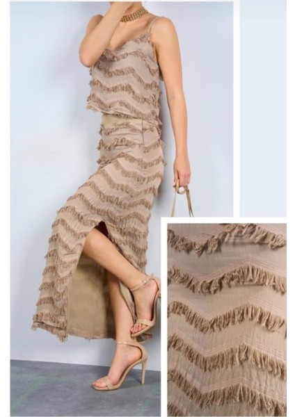 Qustyle Kadın Püskül Detaylı Askılı Bluzlü Uzun Etekli Ikili Takım