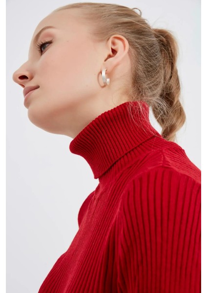 Kadın Kırmızıbalıkçı Yaka Triko Kazak fiyatları