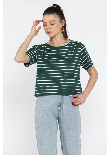 Bisiklet Yaka Çizgili Kadın Tişört fiyatları