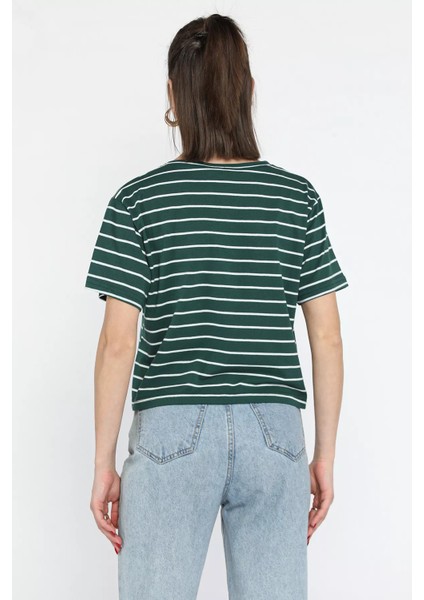 Bisiklet Yaka Çizgili Kadın Tişört fırsatları