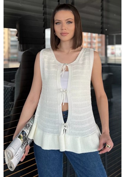 Kadın Ön Bağlamalı Fırfır Detaylı Triko Yelek fiyatları