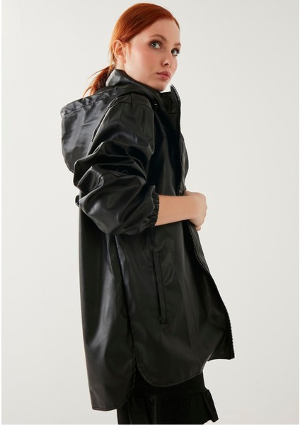 Kadın Deri Yağmurluk modelleri