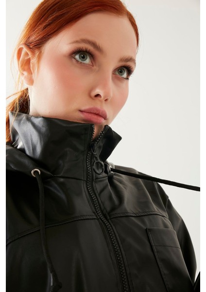 Kadın Deri Yağmurluk indirimleri