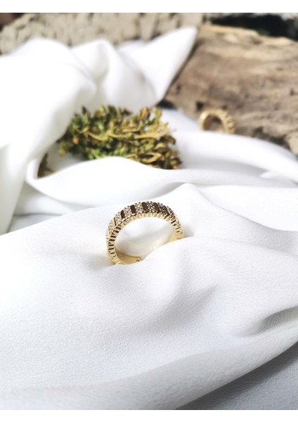 Kadın Gold Renk Italyan Model Zirkon Taşlı Ayarlanabilir Yüzük