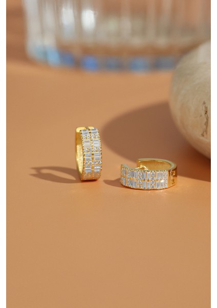 Kadın 925 Ayar Gümüş Zirkon Taşlı Küpe modelleri