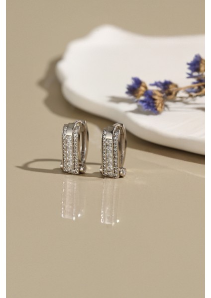 Kadın 925 Ayar Gümüş Zirkon Taşlı Küpe modelleri