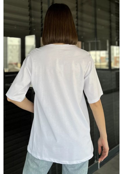 Ön Leopar Desenli Yazı Baskılı Kadın Bisiklet Yaka Tişört modelleri