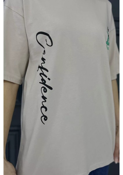 Baskılı Bisiklet Yaka Kadın Tişört fırsatları