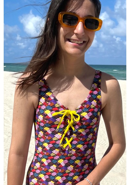 Örgü Desenli Kuşgözü Detaylı Kız Çocuk Mayo By Nessi Byrd fiyatları