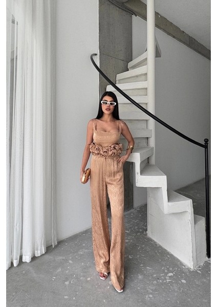 Jakarlı Bluzu Tasarım Detaylı Ceket-Pantolon-Bluz 3 Lü Takım - Bej fırsatları