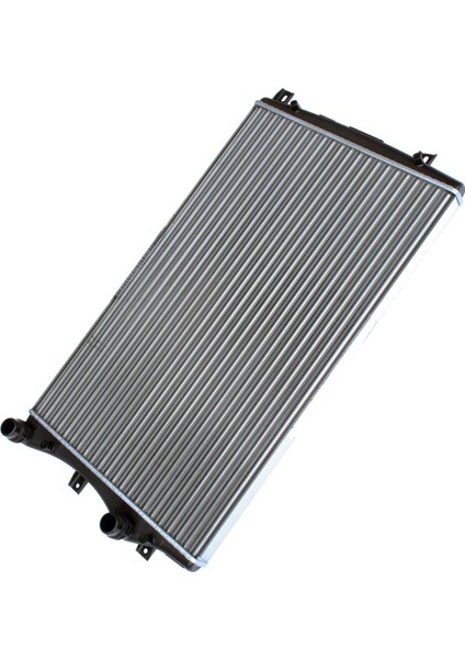 Vw Jetta 4 1.4 Tsı Radyatör Behr