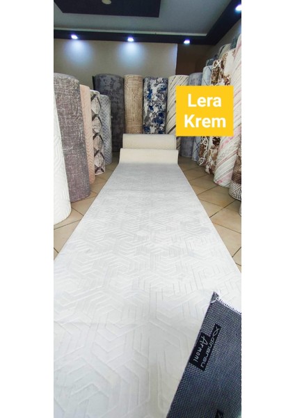 Armoni Kaymaz Tabanlı Halı ve Yolluk Krem