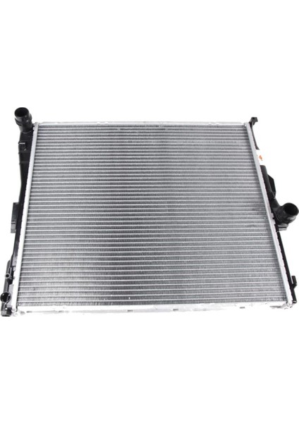 Bmw 5 Serisi E39 540I Radyatör Behr