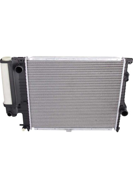 Bmw 5 Serisi E39 523I Su Radyatörü