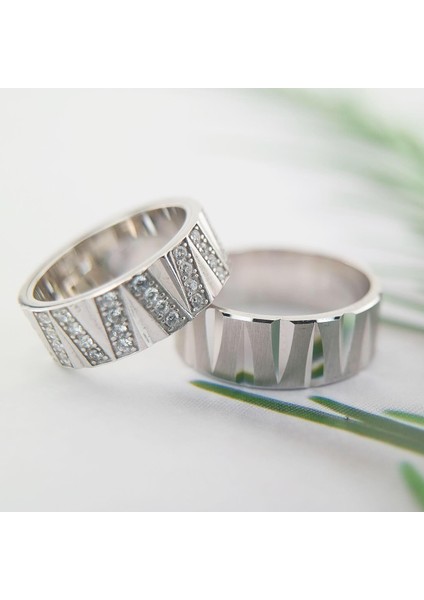 Bayan 925 Ayar Gümüş 6 mm Taşlı Rodyum Kaplamalı Alyans