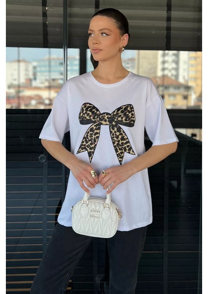 Leopar Desen Kurdele Baskılı Bisiklet Yaka Kadın Tişört