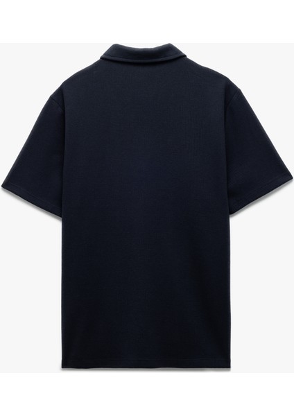 Kısa Kollu Waffle Dokulu Regular Fit Basic Yarım Fermuarlı Tişört fırsatları