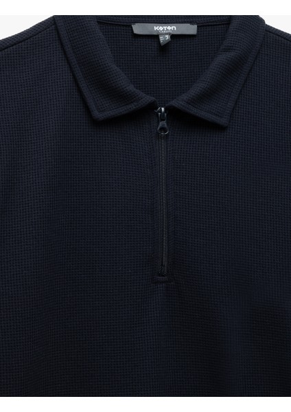 Kısa Kollu Waffle Dokulu Regular Fit Basic Yarım Fermuarlı Tişört indirimleri