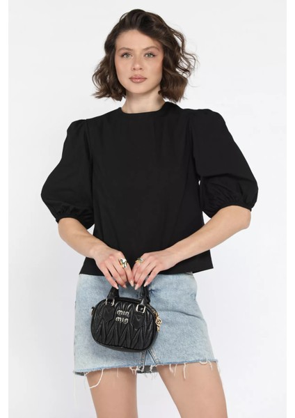 Kadın Sırt Bağlama Detaylı Kol Lastikli Bluz