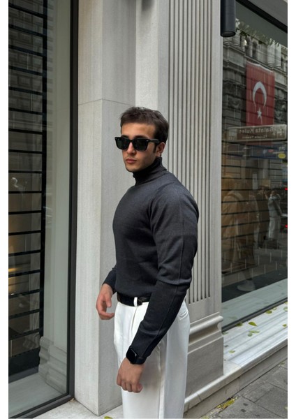 Erkek Standart Fit Normal Kesim Tam Balıkçı Yaka Triko Kazak fiyatları