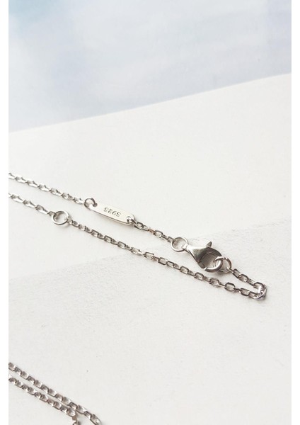 Ithal Yonca Siyah Mineli Gümüş Kolye modelleri