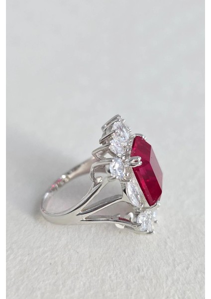 Ithal Çiçekli Labaratuvar Yakut Taşlı Gümüş Yüzük modelleri