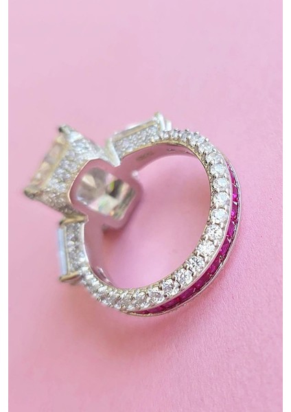 Ithal Premium Dikdörtgen Mozanit ve Fuşya Taşlı Baget Gümüş Yüzük modelleri