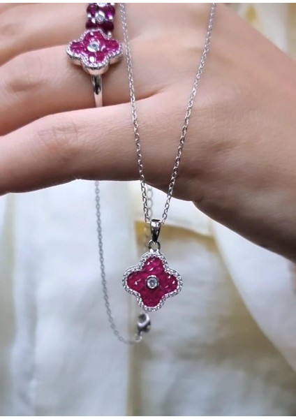 Ithal Invıncıble Taşlı Fuşya Çiçekli Gümüş Kolye