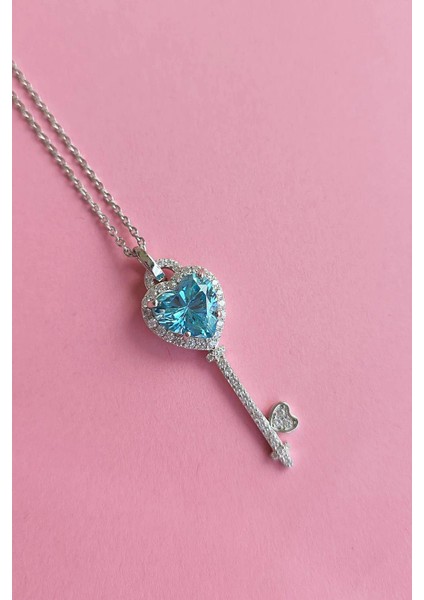 Ithal Mavi Buz Kesim Kalplı Anahtar Gümüş Kolye fırsatları