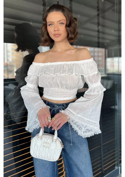 Kadın Yaka ve Bel Büzgülü Fırfırlı Crop Top Bluz