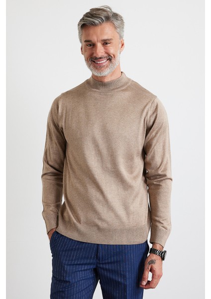 Erkek Büyük Beden Normal Kesim Yarım Balıkçı Yaka Triko Kazak