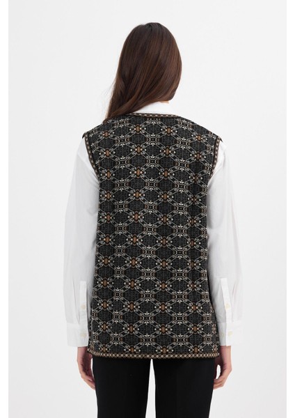Kadın Siyah Monogram Desenli Cepli Triko Kilim Anne Yelek indirimleri