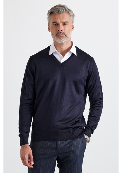 Erkek Büyük Beden Standart Fit Normal Kesim V Yaka Triko Kazak fiyatları