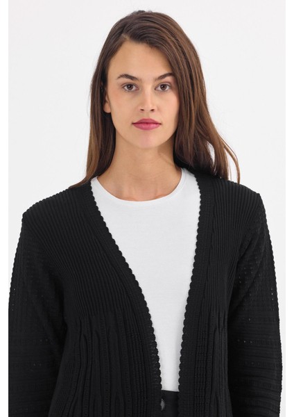 Kadın Siyah işlemeli Fitilli Düğmesiz Anne Triko Hırka fiyatları