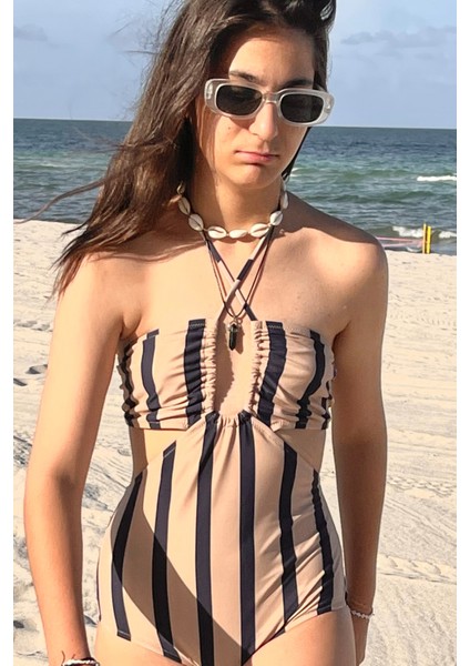 Halter Yaka Çizgili Büzgü Detaylı Kız Çocuk Mayo By Nessi Byrd fiyatları