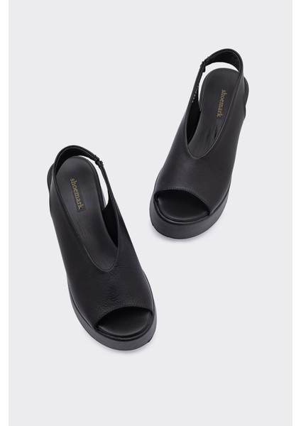 Yezzi Siyah Deri Dolgu Topuk Kadın Sandelet modelleri