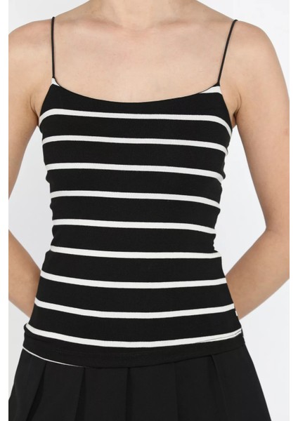 Ip Askılı Kadın Crop Bluz