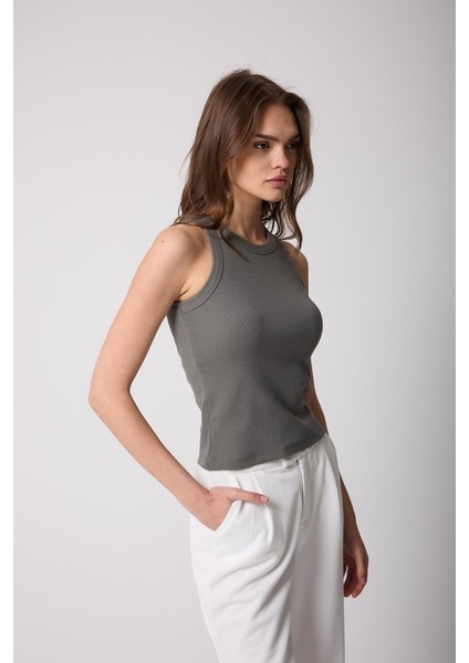 Haki Halter Yaka Fitilli Görünümlü Kadın Atlet - 2502 modelleri