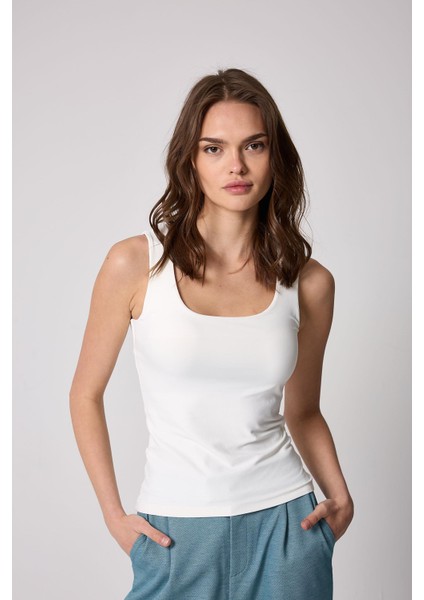 Kadın Atlet Beyaz Likralı Slim Fit Kalın Askılı - 2505 fiyatları