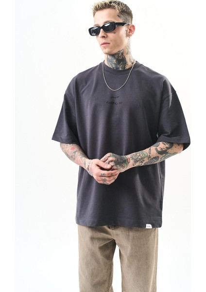 Erkek Just Hold Nakışlı Oversize T-Shirt Füme modelleri