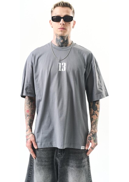 Erkek 13 Baskılı Oversize T-Shirt Füme fiyatları
