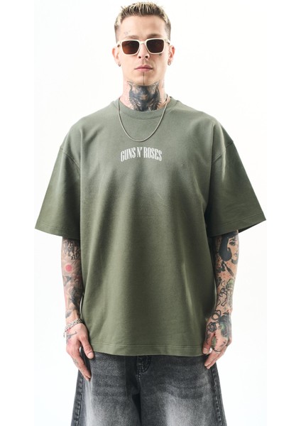 Erkek Guns Roses Baskılı Oversize T-Shirt Haki fiyatları
