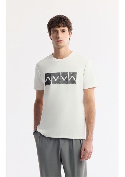Erkek Ekru Bisiklet Yaka Hologram Baskılı İnterlok T-Shirt A51Y1092
