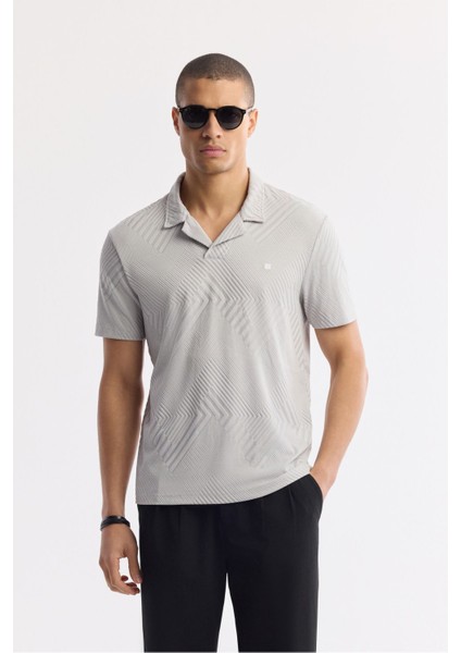 Erkek Gri Regular Fit Apaj Yaka Enine Çizgili Jakarlı T-shirt A51Y1145