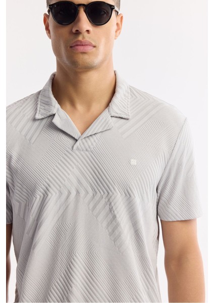 Erkek Gri Regular Fit Apaj Yaka Enine Çizgili Jakarlı T-shirt A51Y1145